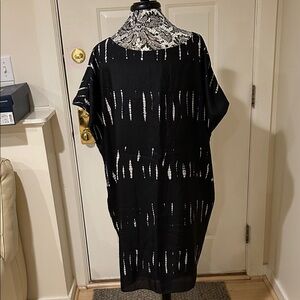 Eileen Fisher Black and White Midi Dress